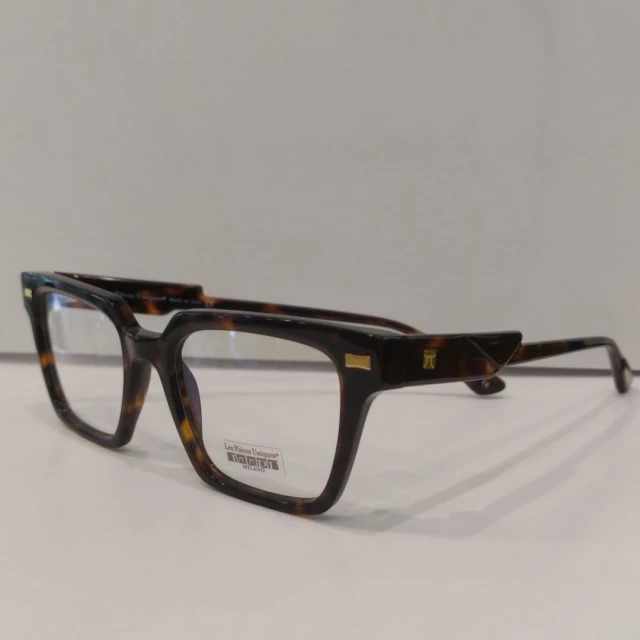 Les Pieces Uniques RENE' COL. 01